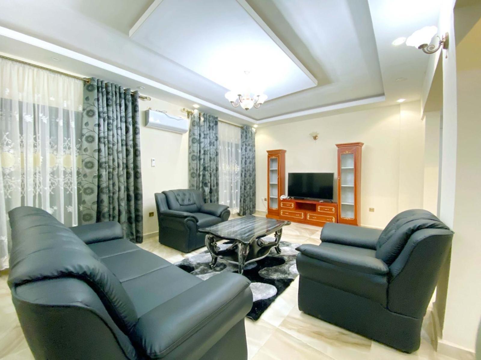 5 Star Furnished Apartments Simbok Екстер'єр фото