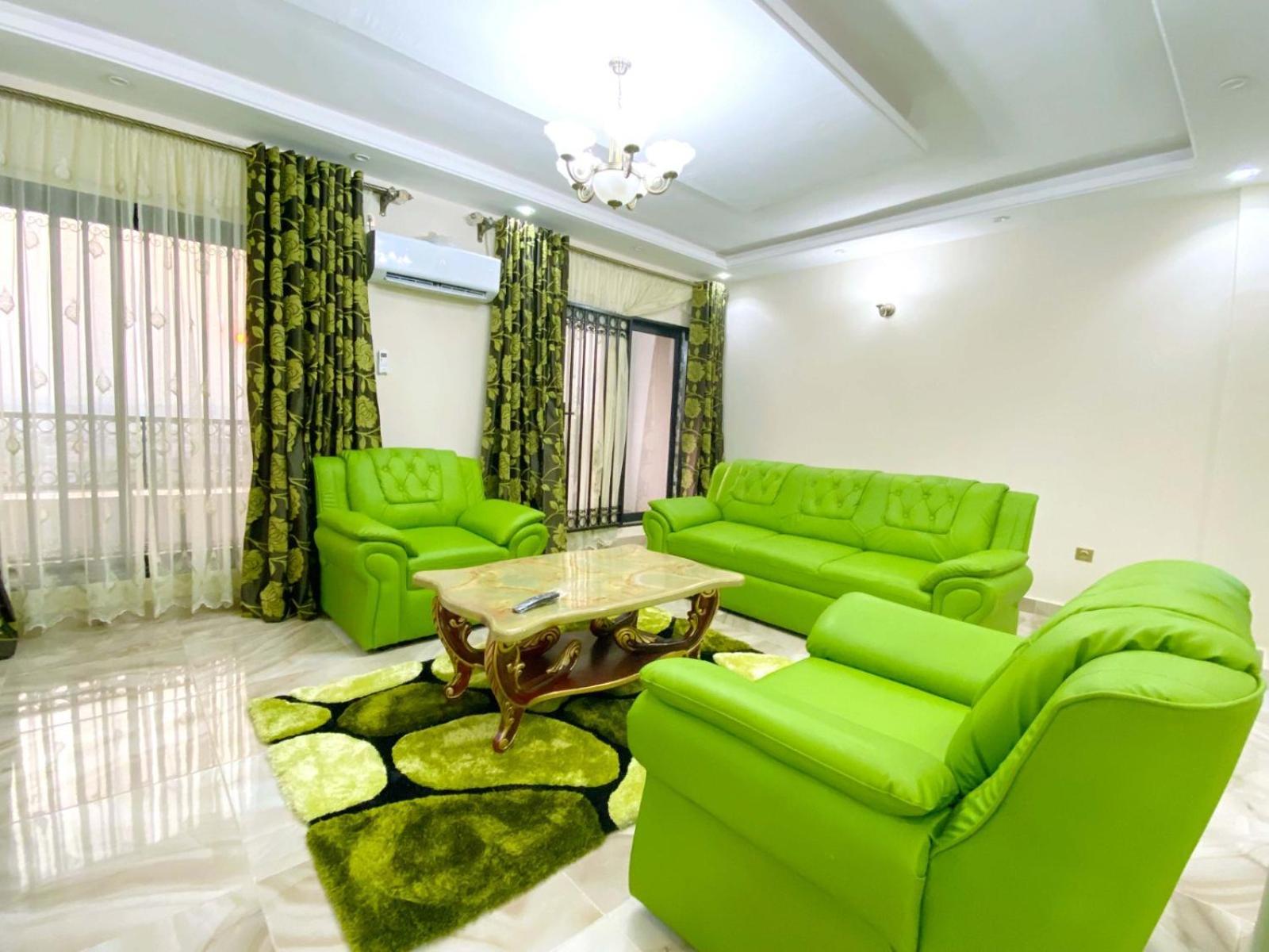 5 Star Furnished Apartments Simbok Екстер'єр фото