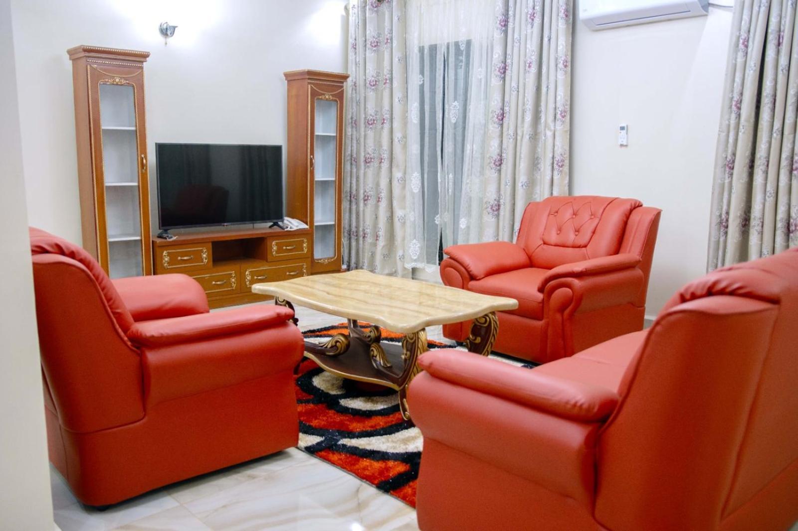 5 Star Furnished Apartments Simbok Екстер'єр фото