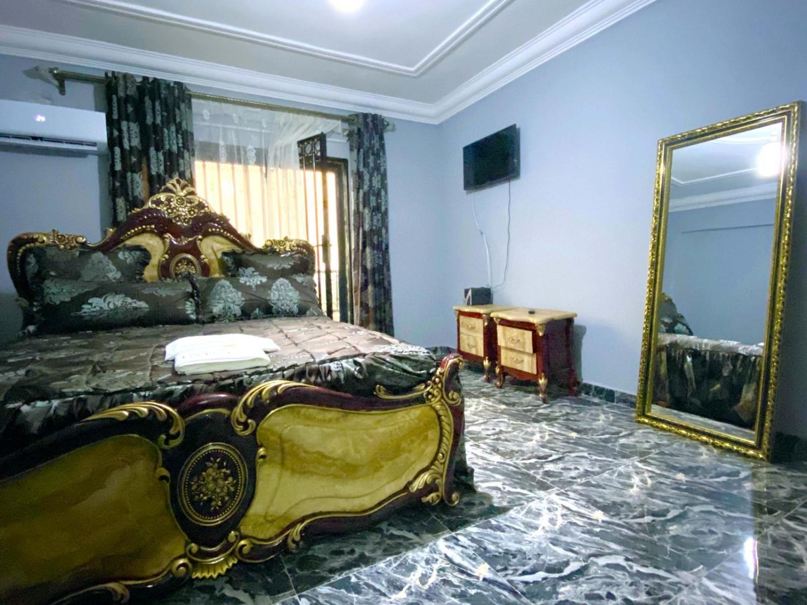 5 Star Furnished Apartments Simbok Екстер'єр фото
