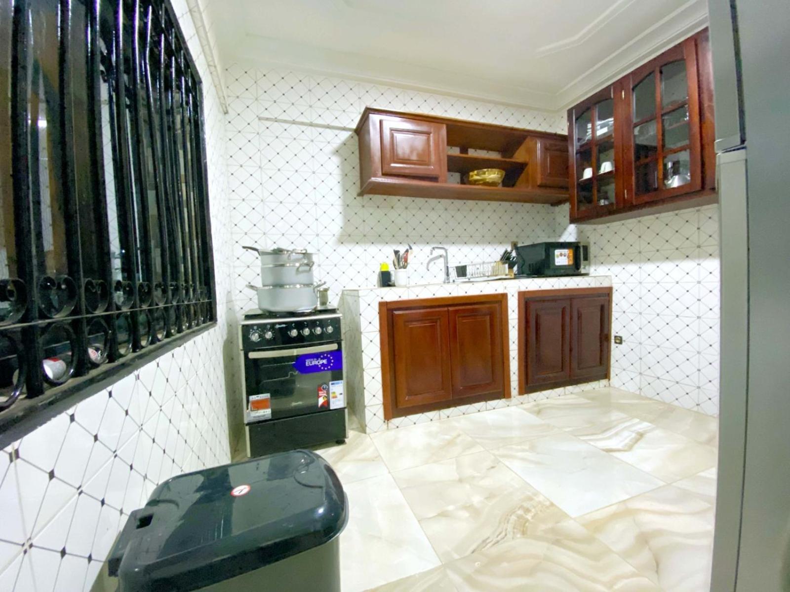 5 Star Furnished Apartments Simbok Екстер'єр фото