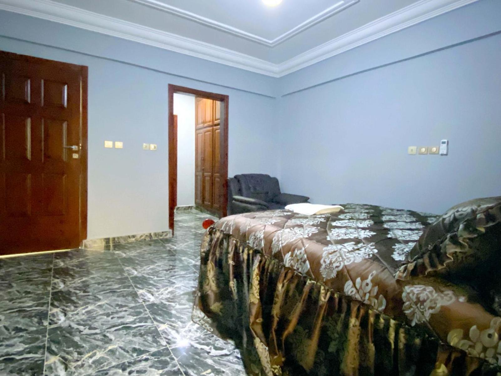 5 Star Furnished Apartments Simbok Екстер'єр фото