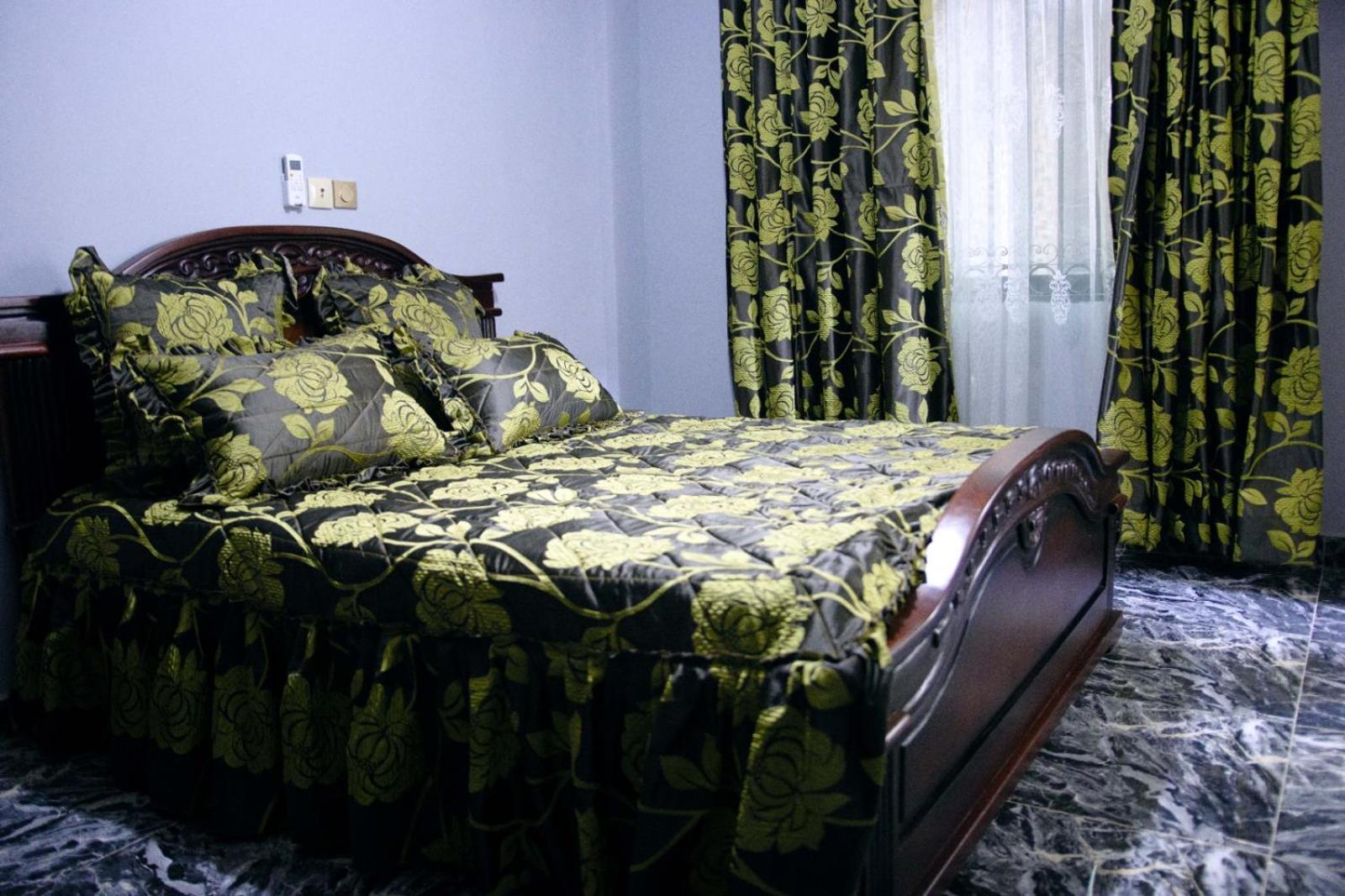 5 Star Furnished Apartments Simbok Екстер'єр фото